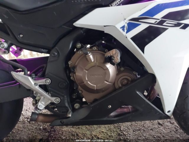 Honda Cbr500 R Image 13