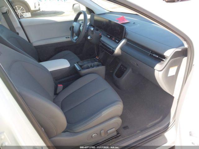 Hyundai Ioniq Sel Image 2