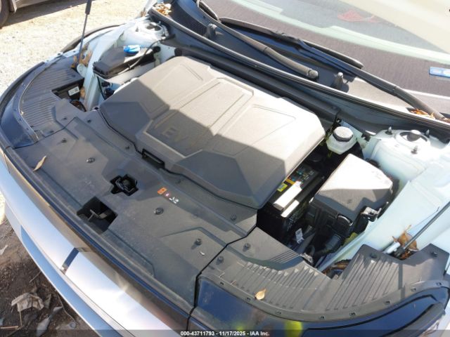 Hyundai Ioniq Sel Image 20