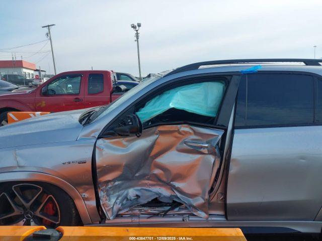 Mercedes-Benz GLE S 4matic+ Image 15