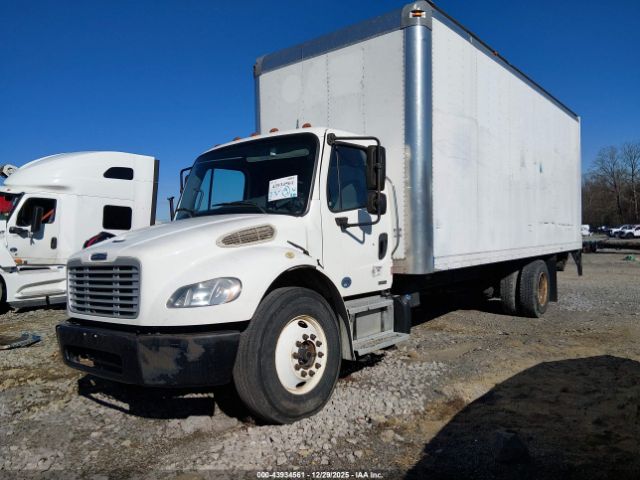 Freightliner M2 106 Medium Duty Image 3