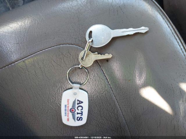 Freightliner M2 106 Medium Duty Image 8