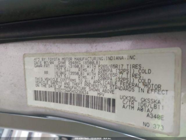 Toyota Sequoia Sr5 V8 Image 8