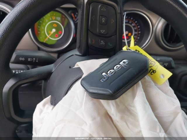 Jeep Gladiator Sport 4x4 Image 16