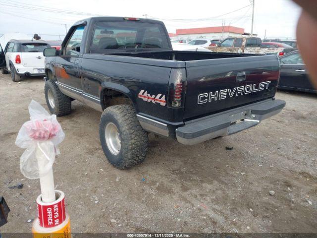 Chevrolet K1500 Fleetside Image 8