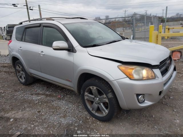 Toyota RAV4 Sport V6 Image 1