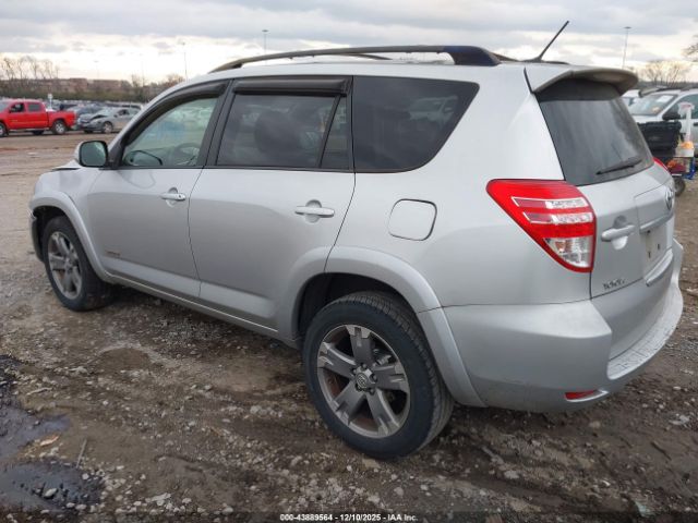 Toyota RAV4 Sport V6 Image 9