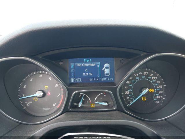 Ford Focus Se Image 6