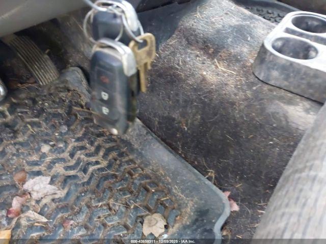 Ford F-250 Xlt Image 12