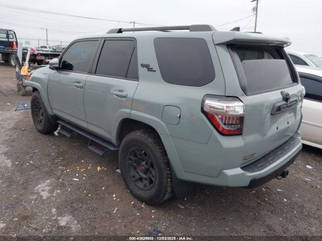 Toyota 4Runner Trd Off Road Premium Image 15