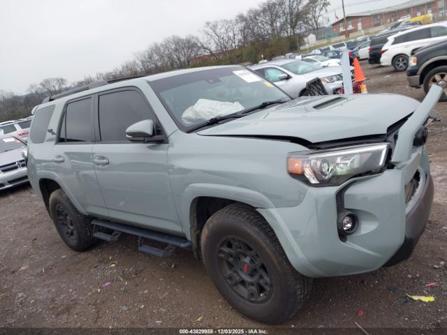 Toyota 4Runner Trd Off Road Premium Image 10