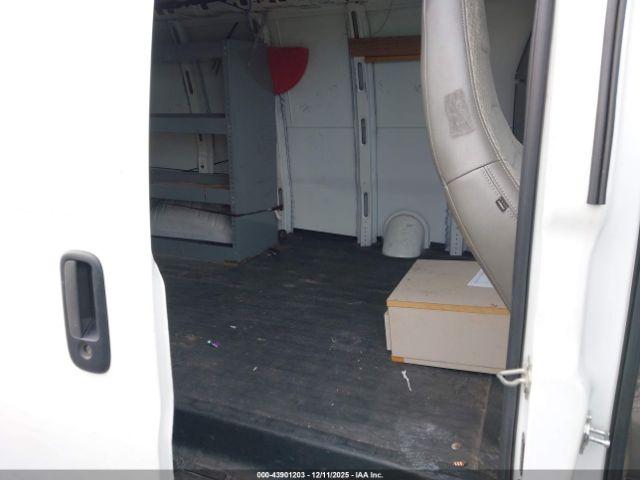 Chevrolet Express Work Van Image 8