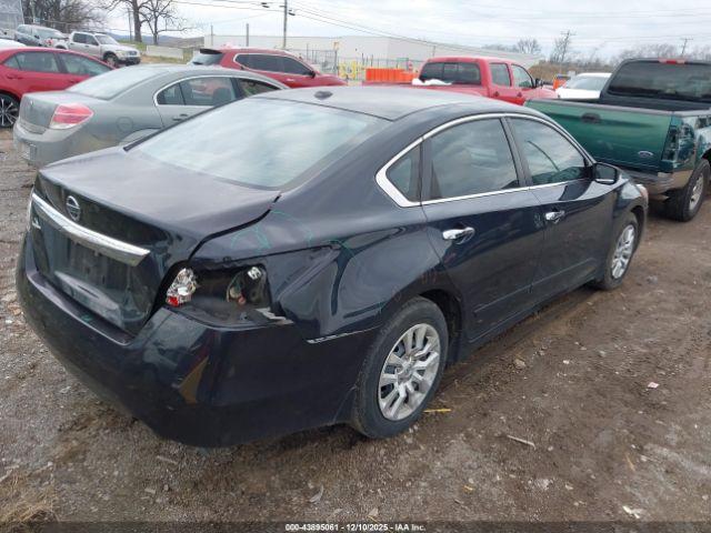 Nissan Altima 2.5 S Image 6