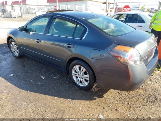 Nissan Altima 2.5 S Image 2