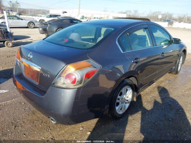 Nissan Altima 2.5 S Image 4