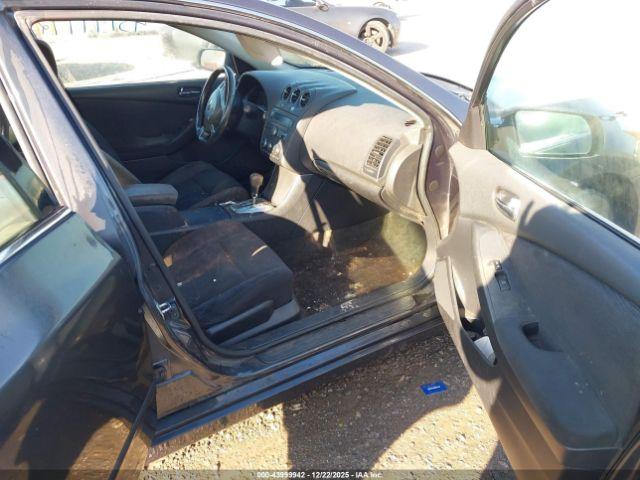 Nissan Altima 2.5 S Image 3