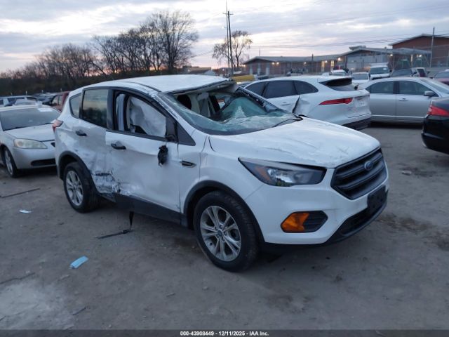 Ford Escape S Image 1