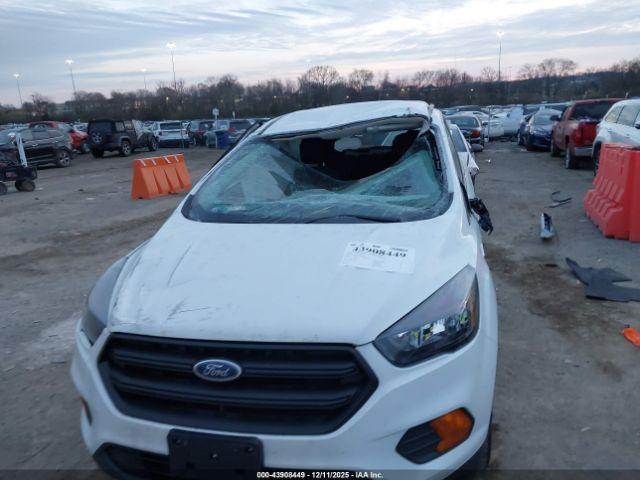 Ford Escape S Image 7