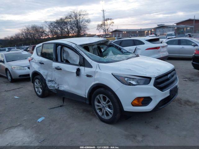 Ford Escape S Image 11