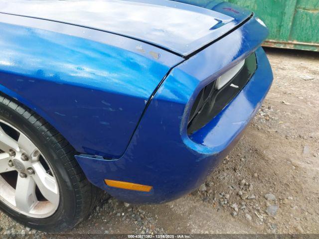 Dodge Challenger Sxt Image 10