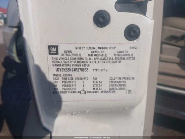 Cadillac Escalade Standard Image 9