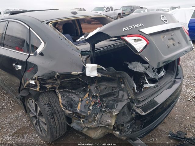 Nissan Altima 2.5 Sv Image 4