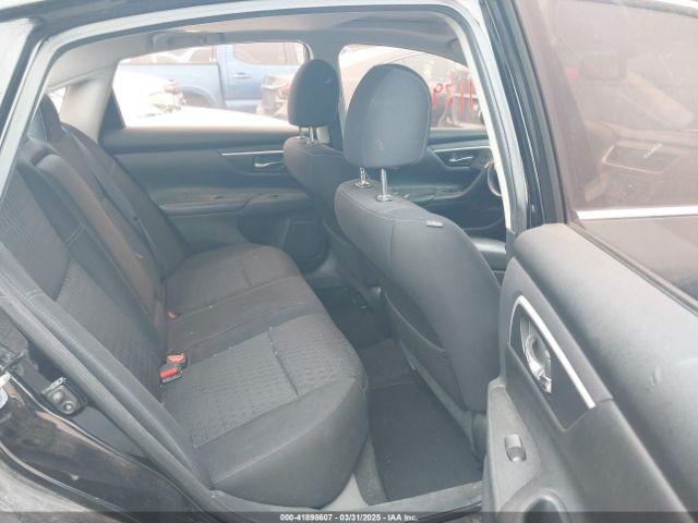 Nissan Altima 2.5 Sv Image 9