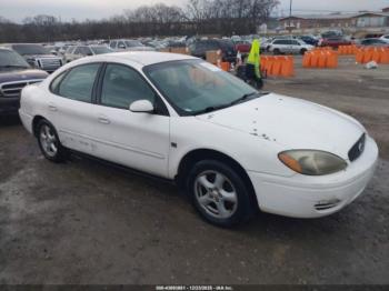  Salvage Ford Taurus