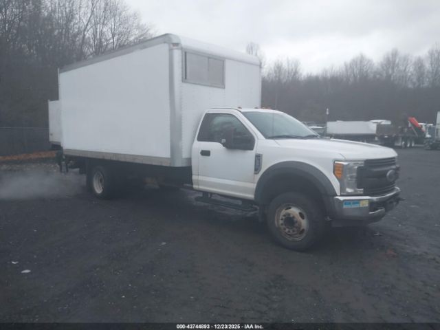 Ford F-550 Xl Image 1