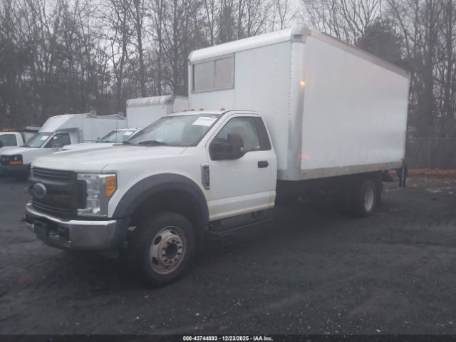 Ford F-550 Xl Image 2