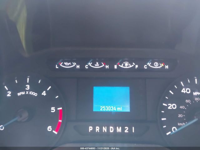 Ford F-550 Xl Image 6