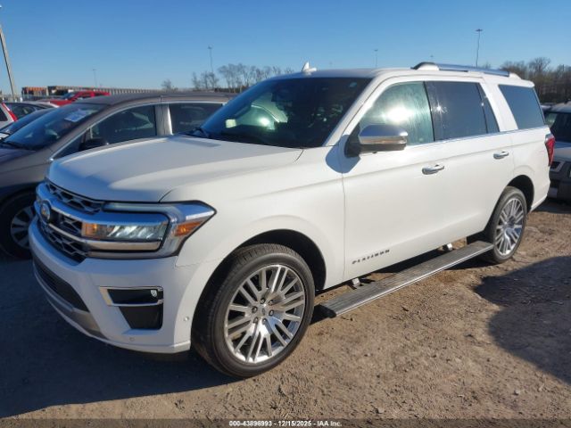 Ford Expedition Platinum Image 4