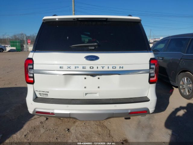 Ford Expedition Platinum Image 6
