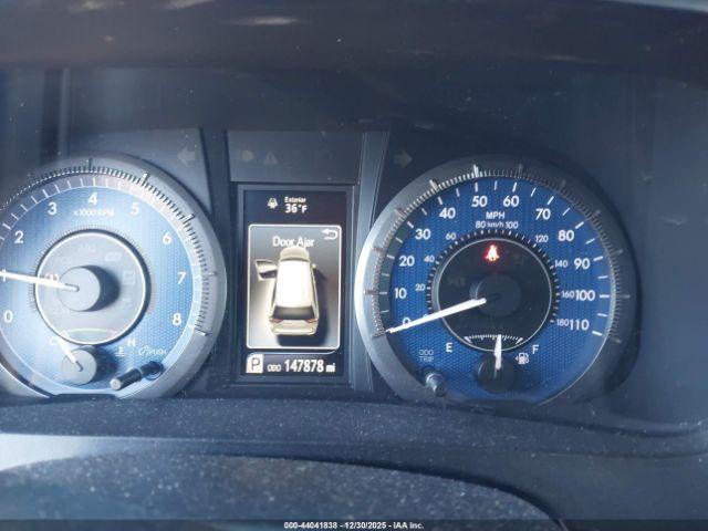 Toyota Sienna Xle 8 Passenger Image 14