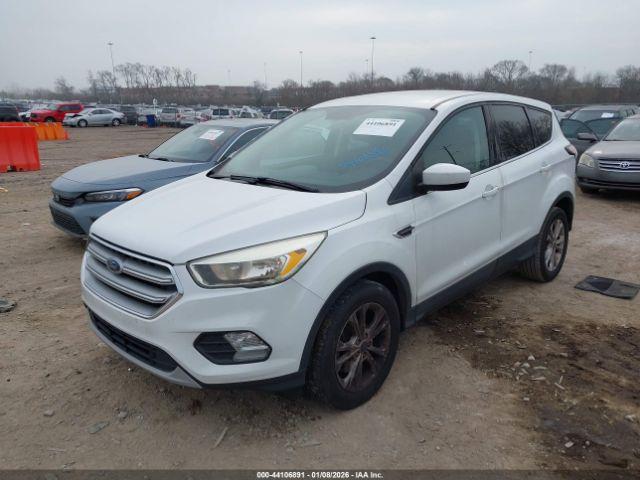 Ford Escape Se Image 2
