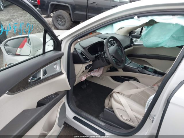 Lincoln Nautilus Reserve Image 7