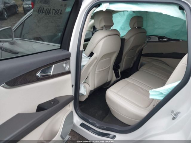 Lincoln Nautilus Reserve Image 6