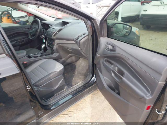 Ford Escape S Image 8