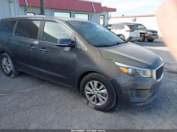  Salvage Kia Sedona