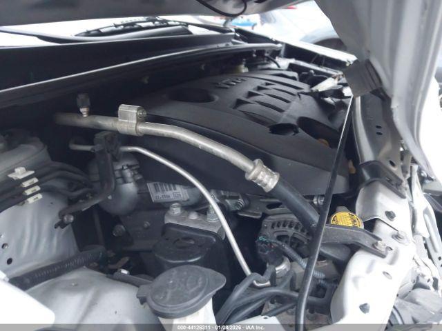 Toyota Corolla Le Image 13