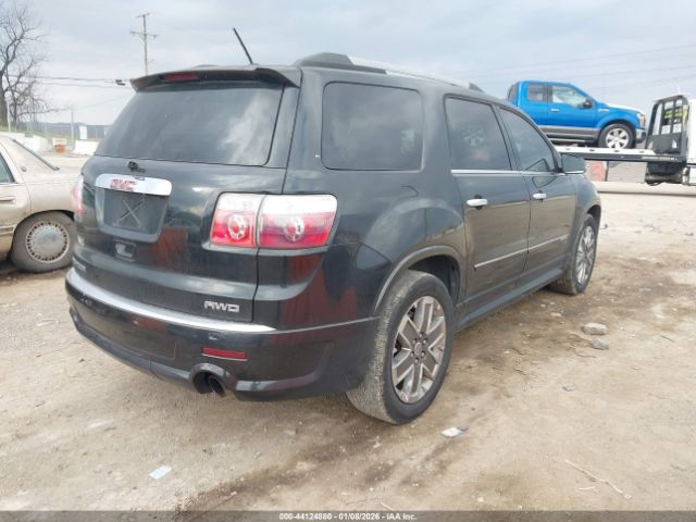 GMC Acadia Denali Image 7
