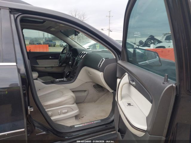 GMC Acadia Denali Image 2