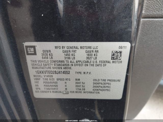 GMC Acadia Denali Image 4