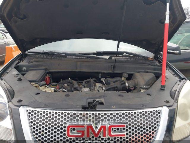 GMC Acadia Denali Image 10