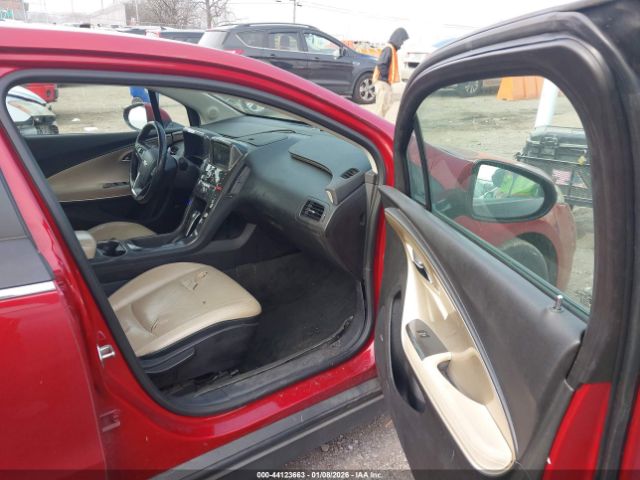 Chevrolet Volt Image 3