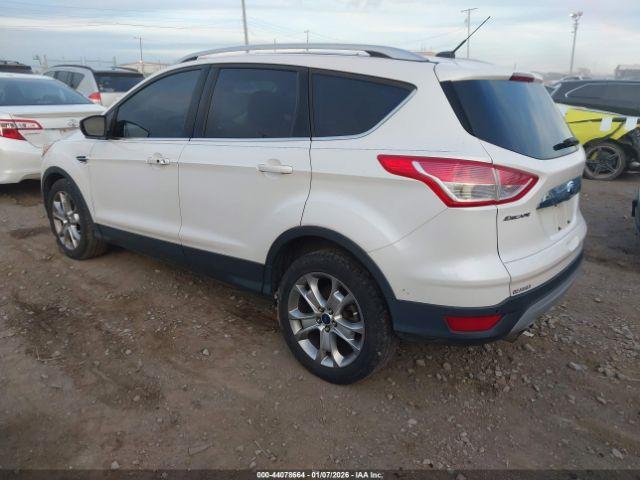 Ford Escape Titanium Image 4