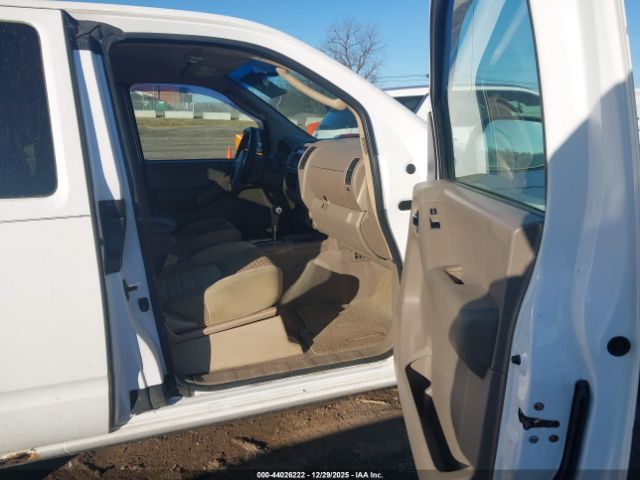 Nissan Frontier Se Image 6