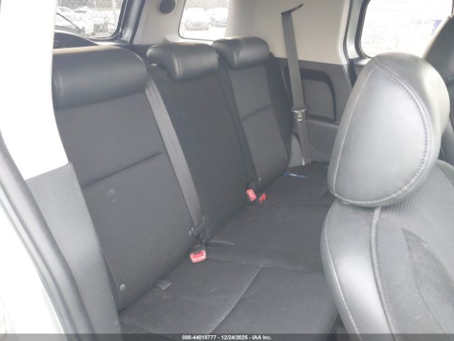 Toyota FJ Cruiser Image 15