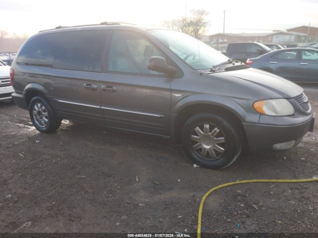 Chrysler Town & Country Touring Image 1