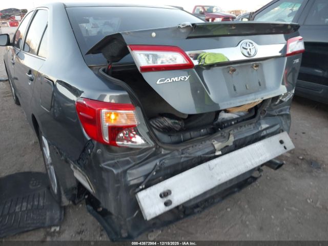 Toyota Camry Xle Image 7